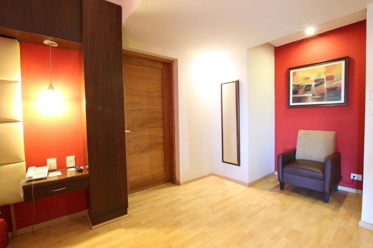 Hotel Colon Plaza Business Class Nuevo Laredo Exterior foto